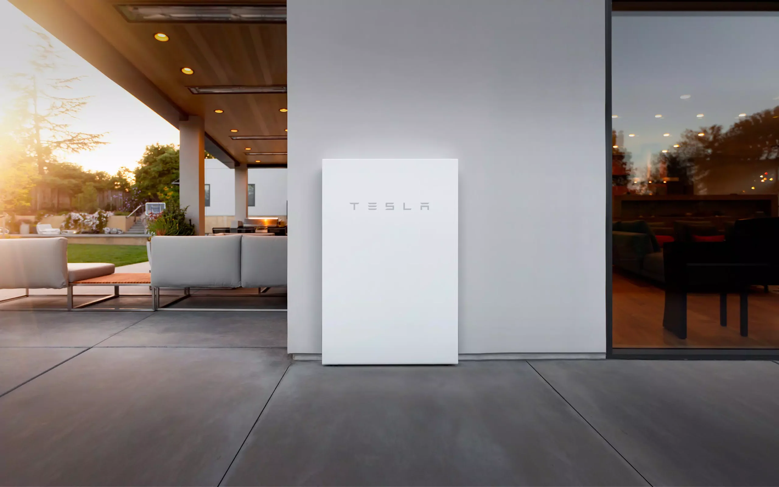 tesla solar battery